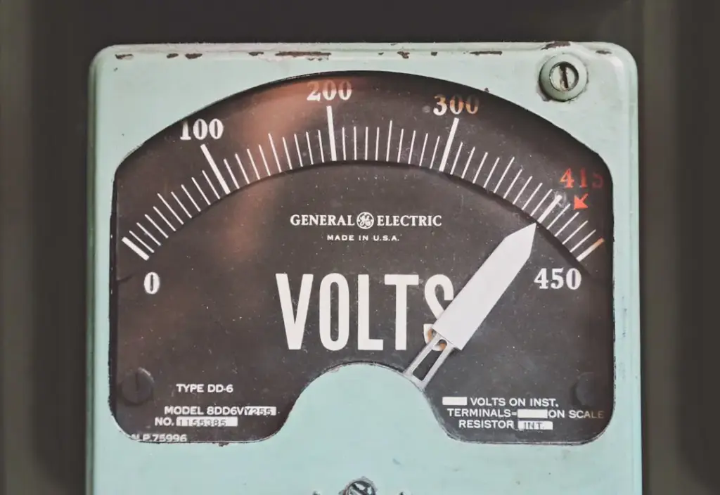 How Much to Upgrade Electrical Service from 60 to 100 Amps? (2026 Cost Guide) How Much to Upgrade Electrical Service from 60 to 100 Amps? (2026 Cost Guide) Factors That Influence the Upgrade Cost